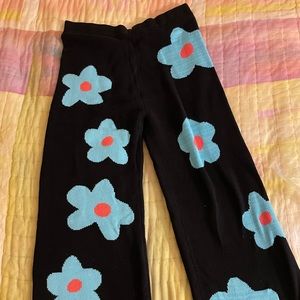 Arthur Apparel pot plant sweater pants